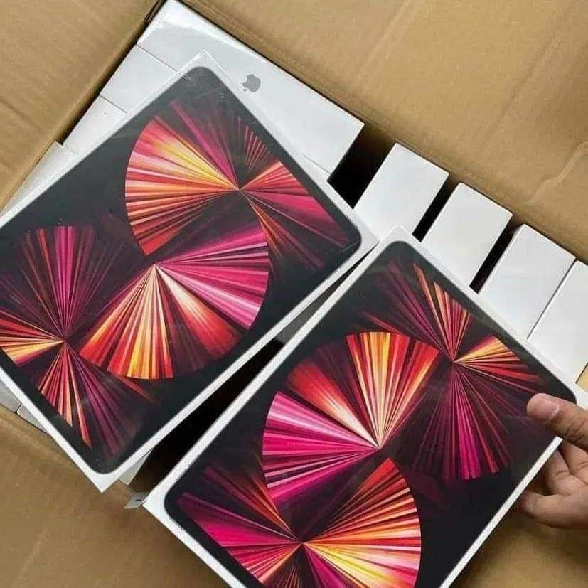 Macbook Air Pallets