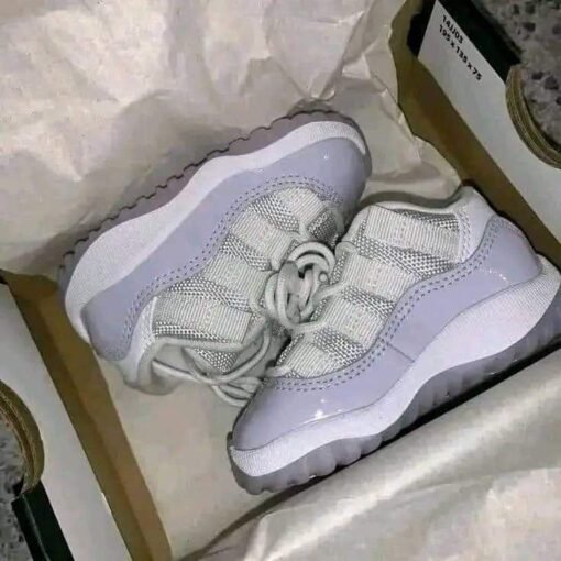 Jordan Shoes Pallets - Image 15