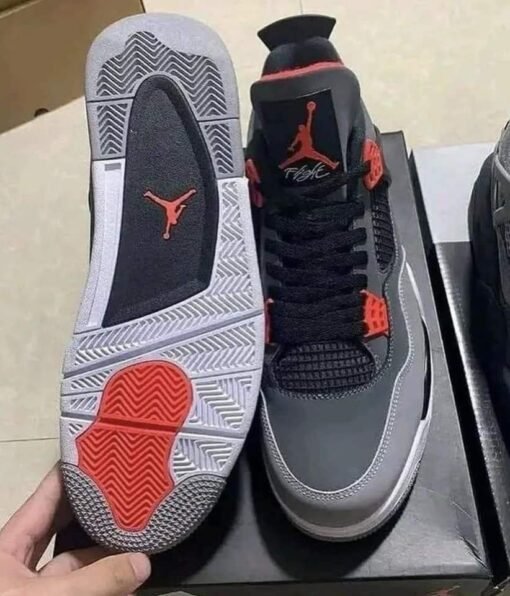 Jordan Shoes Pallets - Image 12